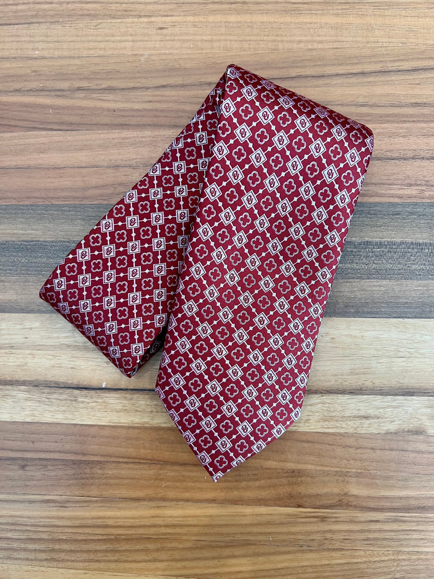 William & Lauren Tie