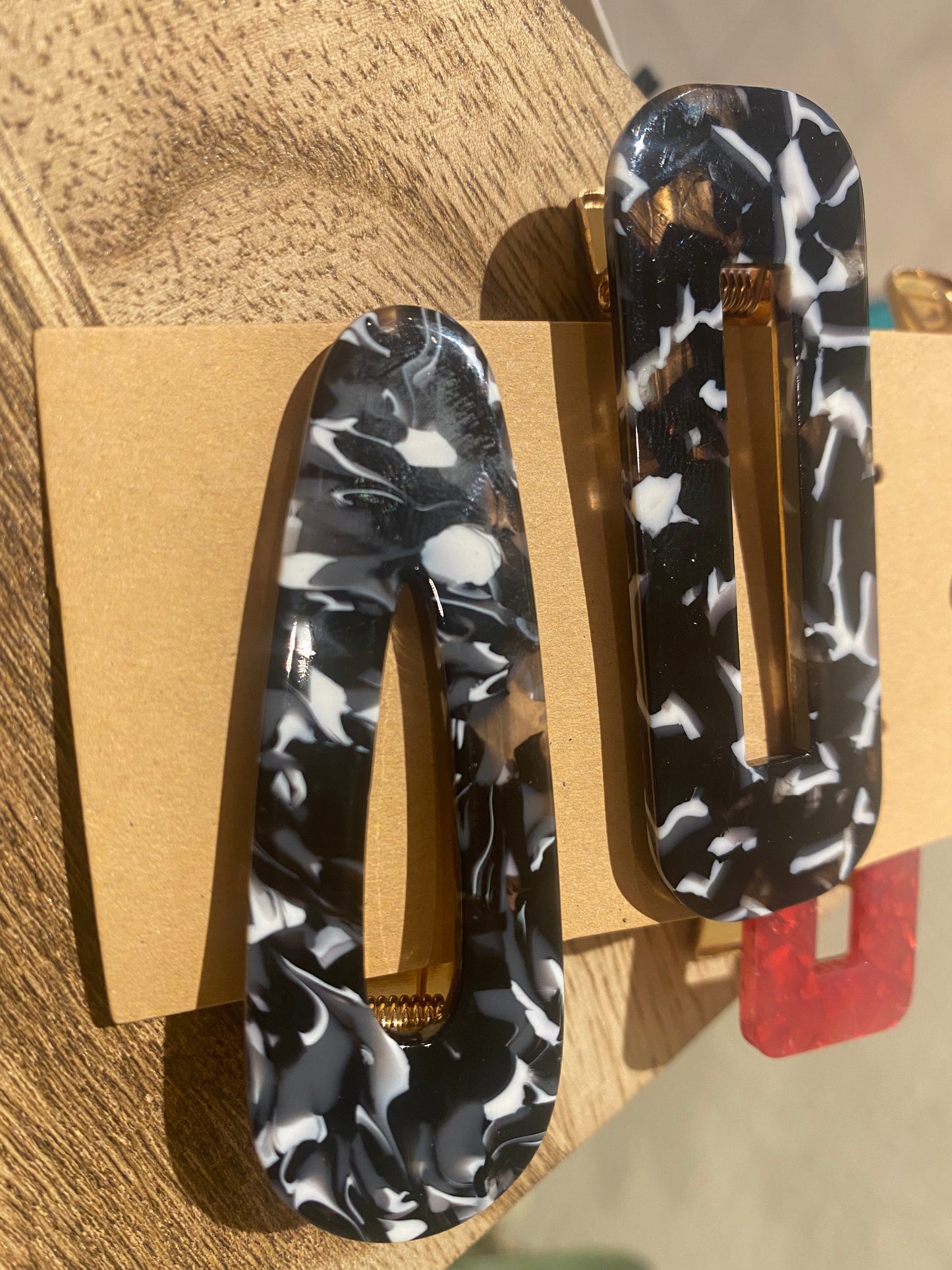 Clips