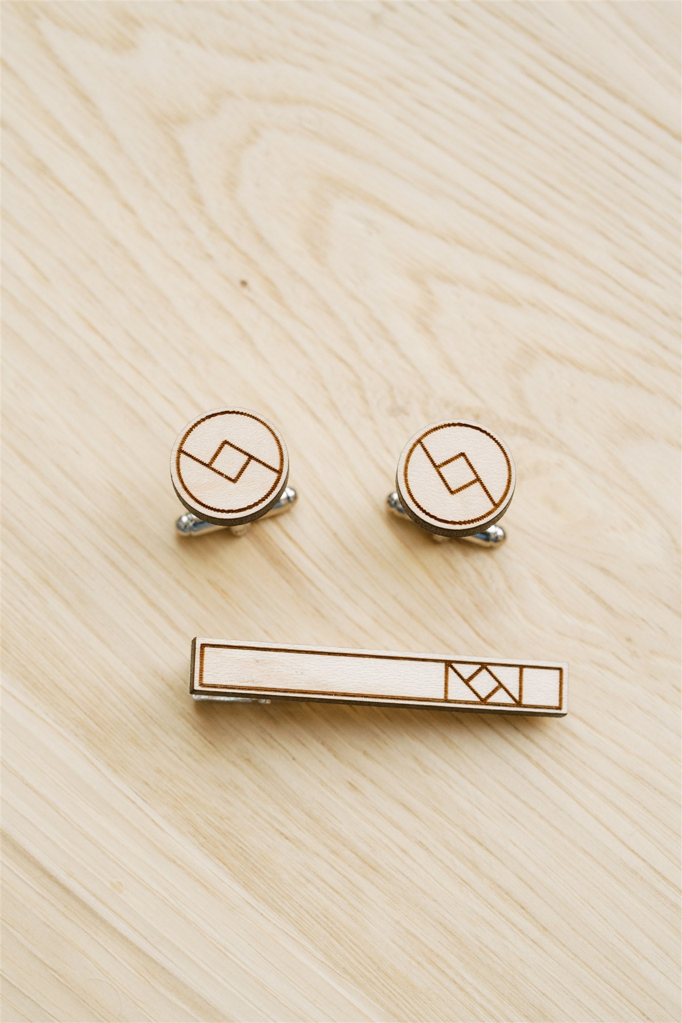 Tie Bar and Cuff Link